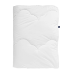 Antklodė „Familon Original Double Duvet“. Žieminės antklodės, 230x210 cm. Šviesi balta antklodė su subtiliu minimalistiniu stiliumi familon