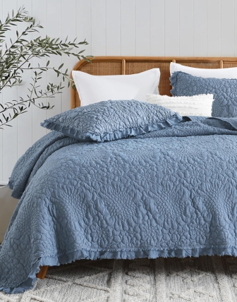 Ar glamžyta patalynė minkšta? Ko tikėtis pirmą kartą?