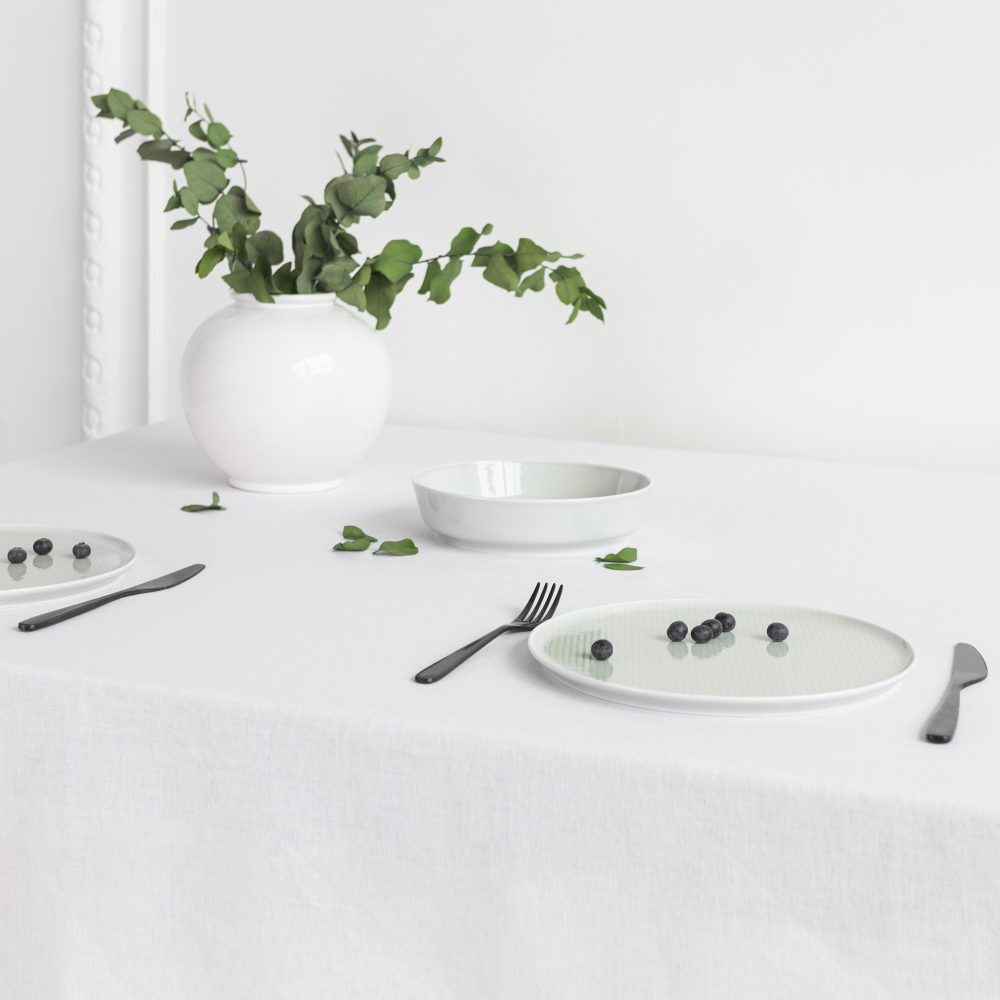 Staltiesė „Linen white“. Lininės staltiesės, 140x200 cm, 140x240 cm, 140x300 cm