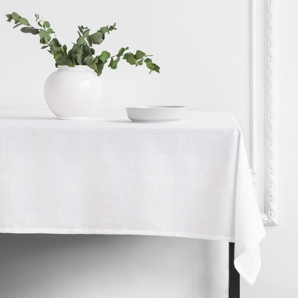 Staltiesė „Linen white“. Lininės staltiesės, 140x200 cm, 140x240 cm, 140x300 cm
