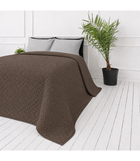 Lovatiesė „Bedspread Brunette“. Pledai