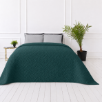 Lovatiesė „Bedspread Juniper“. Pledai, 210x240 cm. Sodriai žalia lovatiesė su subtilia reljefine geometrine tekstūra