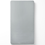 Paklodė be gumos „Harbor“, 150x220 cm, 200x220 cm, 220x240 cm.. Kvėpuojanti ir minkšta šviesiai pilka paklodė. Paklodė be gumos „Harbor“, 150x220 cm, 200x220 cm, 220x240 cm.. Kvėpuojanti ir minkšta šviesiai pilka paklodė.