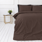 Perkelio patalynės komplektas „Brown Percale“. Patalynės komplektai 150x200, 140x200 cm, 150x200 cm, 160x200 cm, 180x200 cm, 200x200 cm, 200x220 cm, 220x240 cm. Sodrios šokolado rudumo spalvos patalynė su šiltu pustoniu.