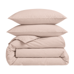 Perkelio patalynės komplektas „Classic Coffee Percale“. Patalynės komplektai 150x200, 140x200 cm, 150x200 cm, 160x200 cm, 180x200 cm, 200x200 cm, 200x220 cm, 220x240 cm. Vienspalvis šviesiai smėlinis patalynės komplektas su švelniu rausvu atspalviu.