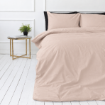 Perkelio patalynės komplektas „Classic Coffee Percale“. Patalynės komplektai 150x200, 140x200 cm, 150x200 cm, 160x200 cm, 180x200 cm, 200x200 cm, 200x220 cm, 220x240 cm. Pastelinės rausvai smėlinės spalvos patalynė be raštų.