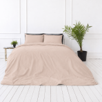 Perkelio patalynės komplektas „Classic Coffee Percale“. Patalynės komplektai 150x200, 140x200 cm, 150x200 cm, 160x200 cm, 180x200 cm, 200x200 cm, 200x220 cm, 220x240 cm. Vienspalviai rausvai smėliniai pagalvių užvalkalai be dekoratyvinių motyvų.
