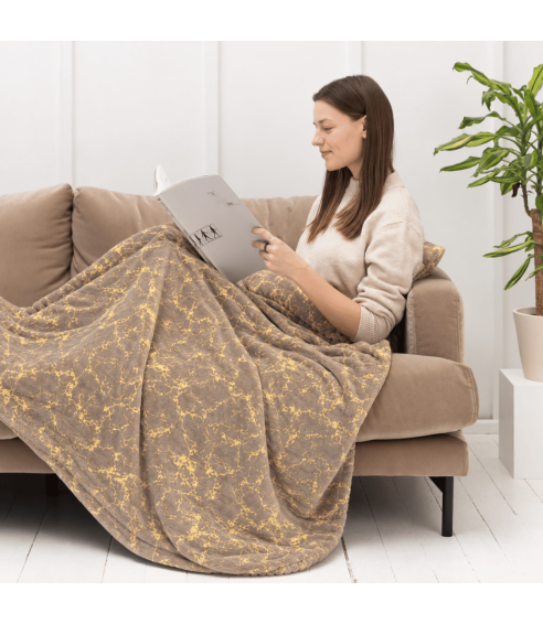 Pledas „Gilded Brown fleece blanket“. Pledai