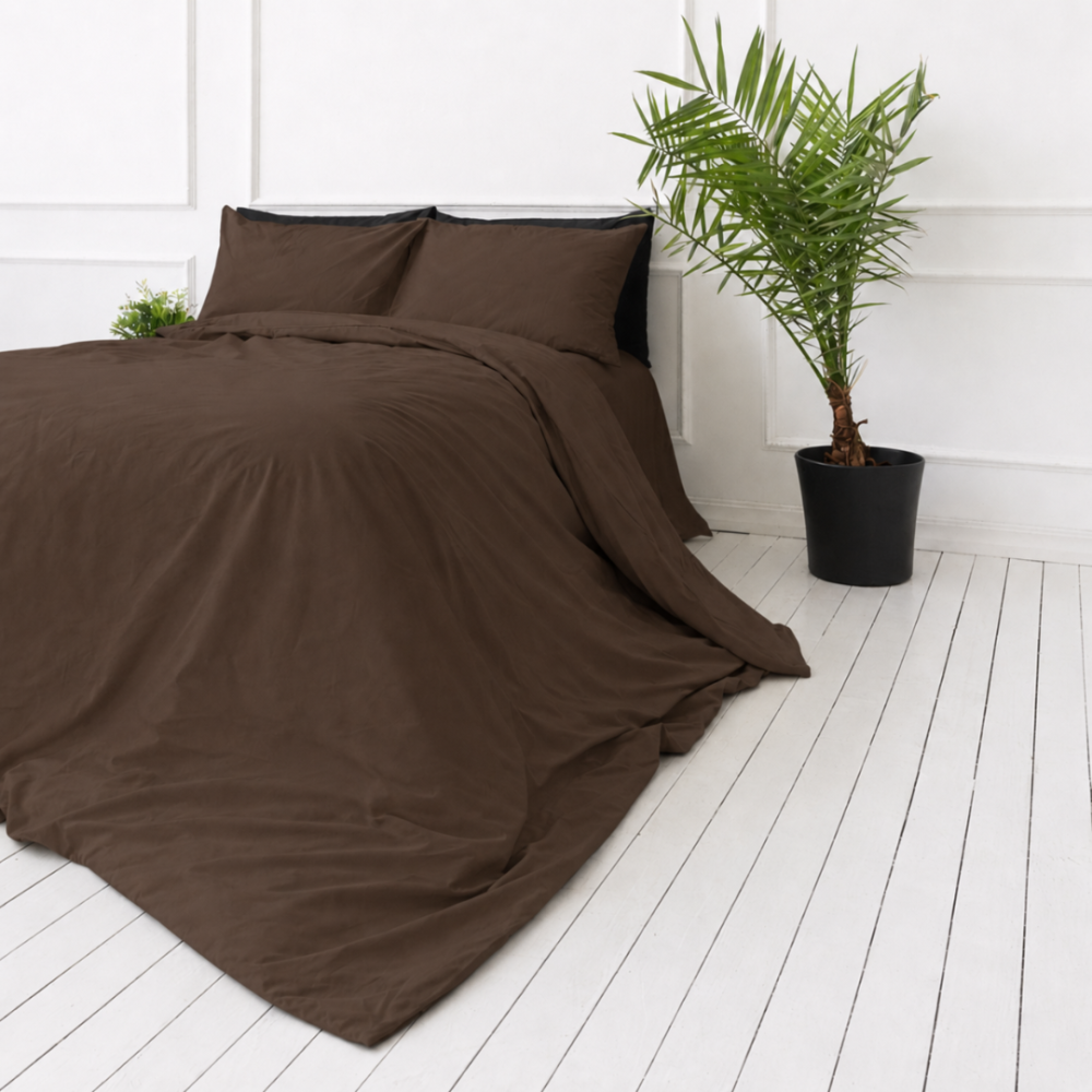 Premium satino patalynės komplektas „Brown“. Vienspalvė patalynė, 140x200 cm, 200x200 cm, 200x220 cm. Prabangus rudos spalvos patalynės komplektas, idealiai tinkantis rafinuotam ir šiltam miegamojo įvaizdžiui sukurti. Premium satino patalynės komplektas „Brown“. Vienspalvė patalynė, 140x200 cm, 200x200 cm, 200x220 cm. Prabangus rudos spalvos patalynės komplektas, idealiai tinkantis rafinuotam ir šiltam miegamojo įvaizdžiui sukurti.