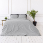 Premium satino patalynės komplektas „Silvara“. Patalynės komplektai 150x200, 140x200 cm, 150x200 cm, 160x200 cm, 180x200 cm, 200x200 cm, 200x220 cm, 220x240 cm. Neutralios pilkos spalvos subtilus patalynės komplekto dizainas