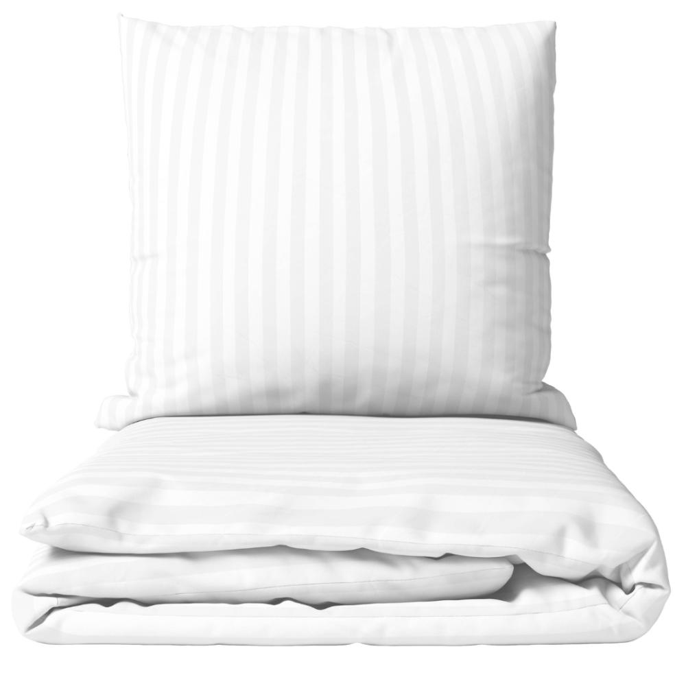 Premium satino patalynės komplektas „White Stripe Sateen“. Patalynės komplektai 150x200, 140x200 cm, 150x200 cm, 160x200 cm, 180x200 cm, 200x200 cm, 200x220 cm, 220x240 cm. Balta patalynė su subtiliu blizgių dryžių raštu Premium satino patalynės komplektas „White Stripe Sateen“. Patalynės komplektai 150x200, 140x200 cm, 150x200 cm, 160x200 cm, 180x200 cm, 200x200 cm, 200x220 cm, 220x240 cm. Balta patalynė su subtiliu blizgių dryžių raštu