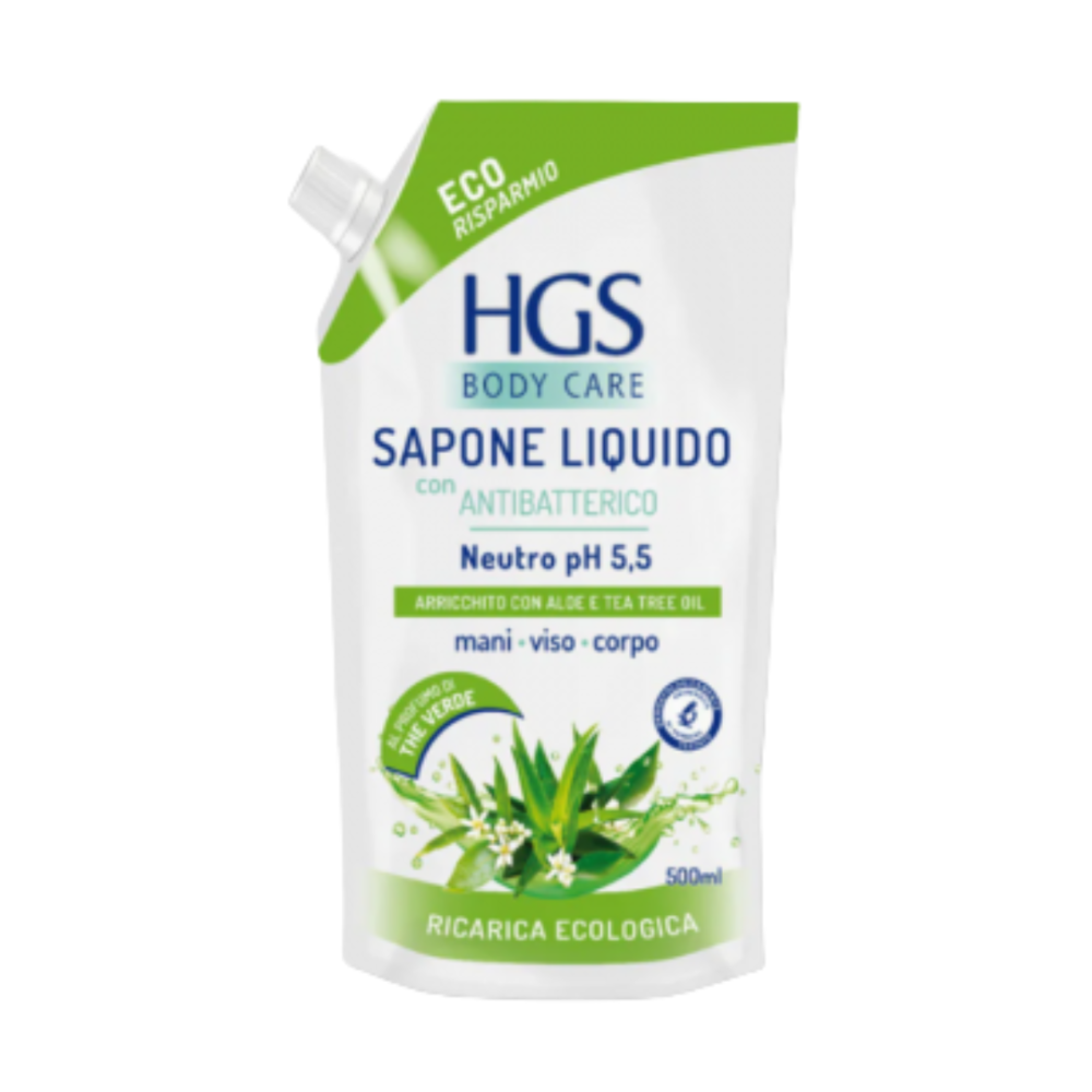 Skystas rankų muilas ,,HGS liquid soap". Muilas. Hgs skystas muilas permatomame buteliuke ant praustuvo krašto šalia rankšluosčio Skystas rankų muilas ,,HGS liquid soap". Muilas. Hgs skystas muilas permatomame buteliuke ant praustuvo krašto šalia rankšluosčio