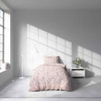 Vaikiška patalynė „Swan Dreams“. Vaikiška patalynė, 140x200 cm. Lengvas ir žaismingas gulbių dizainas su spalvingomis vaivorykštėmis – ideali patalynė mažiesiems.